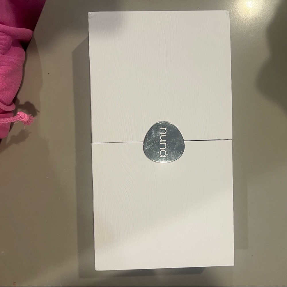 Nuna Emotion Tracking Necklace